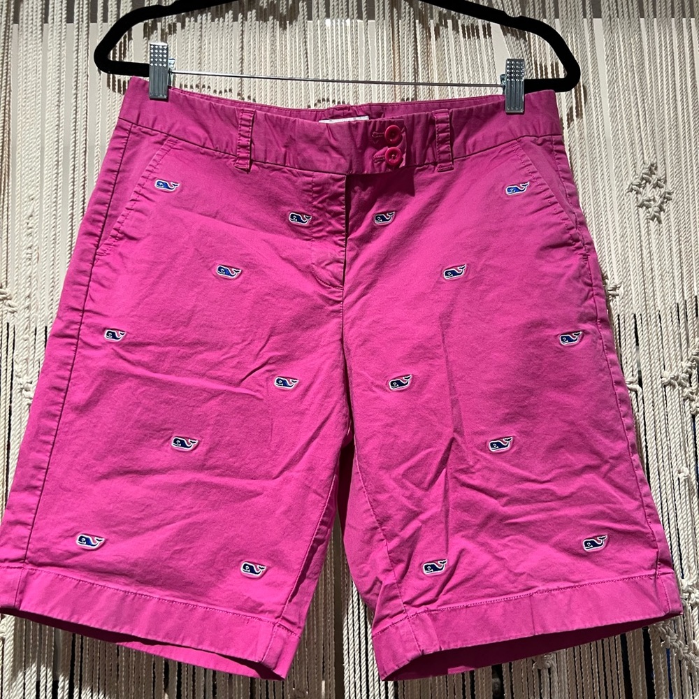 Vineyard Vines shorts